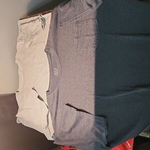 Two Mens XXL pocket T-Shirts